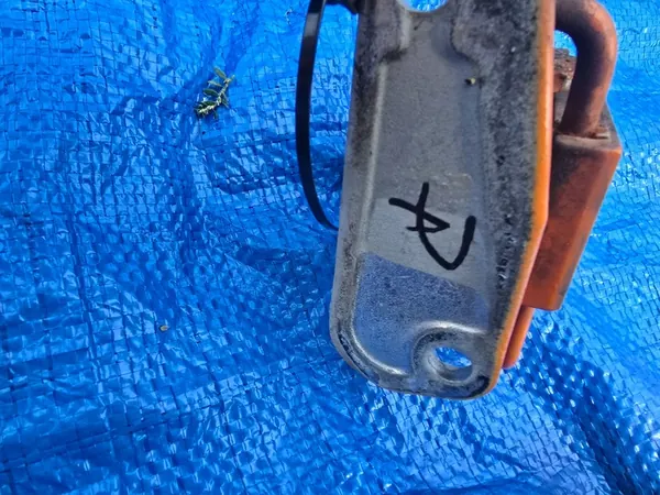 VW TRANSPORTER T5 T6 Front Right Door Hinge image 4