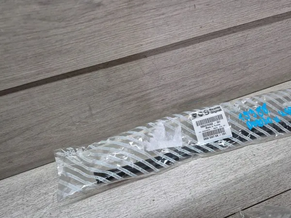 Takaluukun tiiviste OEM 52070962 Fiat Doblo II:lle image 3