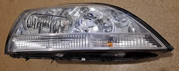 KIA SORENTO I 02-11 Faro Derecho image 2