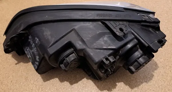 KIA SORENTO I 02-11 Faro Derecho image 5