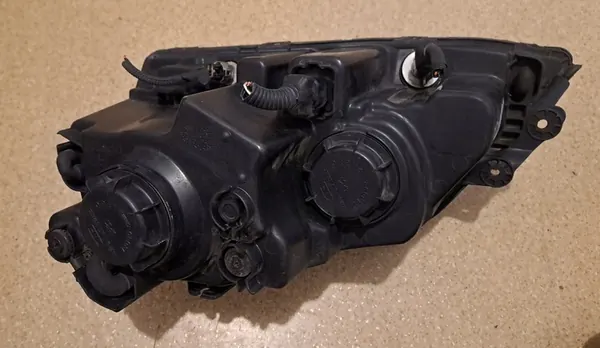 KIA SORENTO I 02-11 Faro Derecho image 6