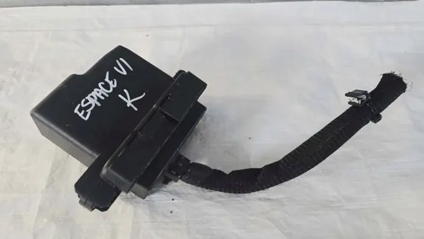 Sulakekaappi OEM 243808345R Renault Espace VI:lle image 2