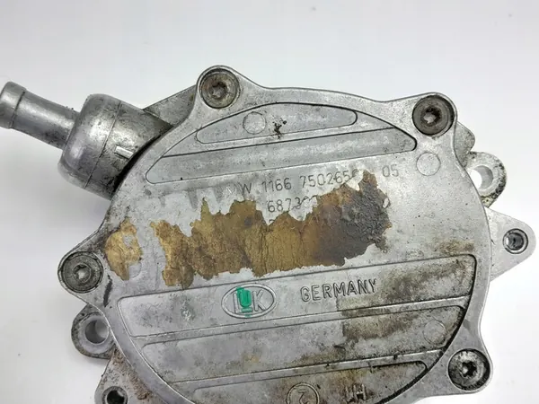 Imupumppu 1.8 116 HV N42B18 Valvetronic BMW E46 E90 E87 image 2