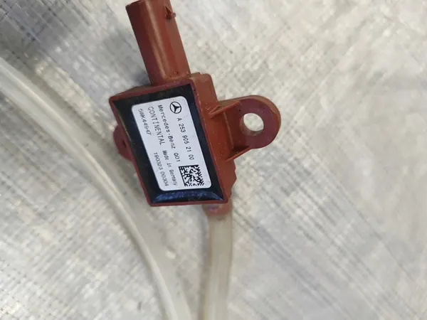 MERCEDES GLC 253 X253 C253 Sensor de Proteção de Pedestres A2539052100 image 3