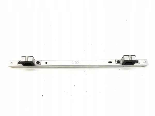 Tesla Model 3 2018 Fram Kylarfäste OEM 110477700A image 5