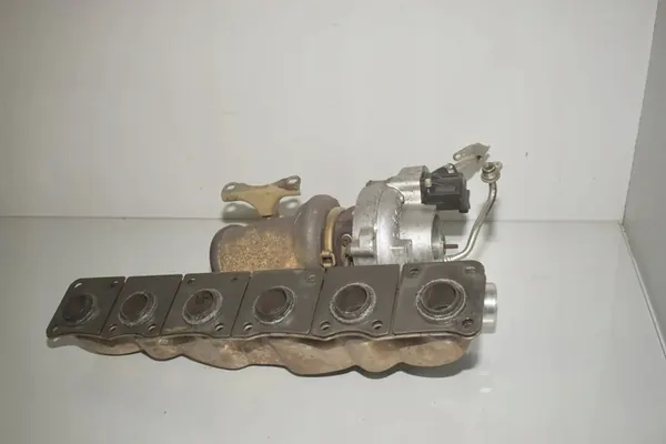 TURBINE BMW X6 (E71, E72) 3.0L 225kw 2010 OEM 11657583904 image 4