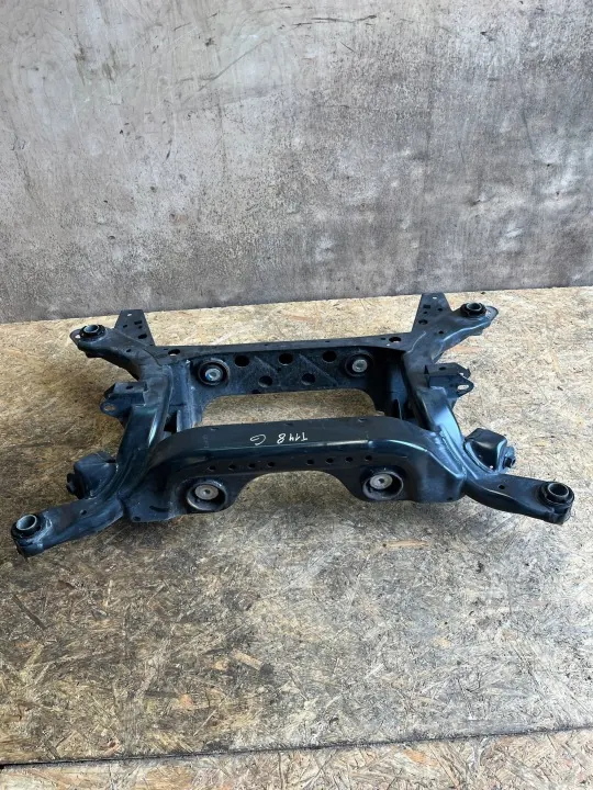 Subchasis trasero Ford Mustang VI OEM JR3C5K867FA image 2