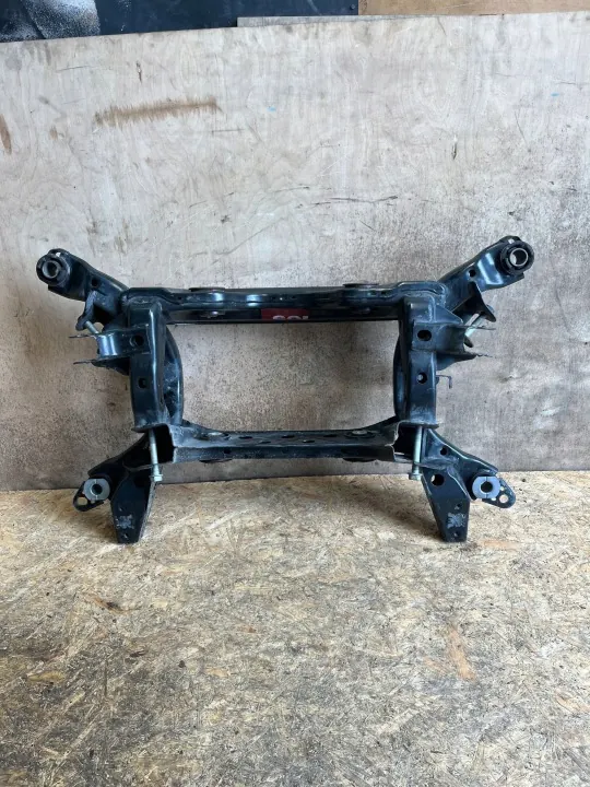 Subchasis trasero Ford Mustang VI OEM JR3C5K867FA image 4