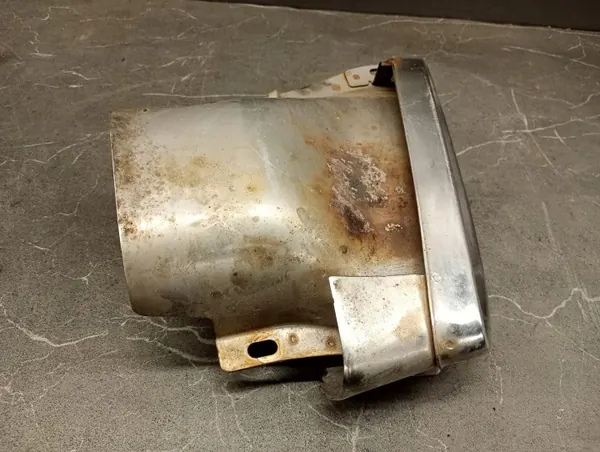 Silenciador trasero Mercedes-Benz OEM A2054900400 Usado image 4