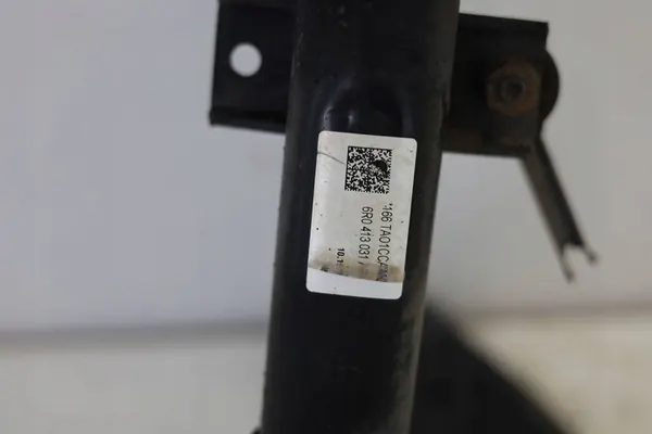 Snodo ammortizzatore anteriore destro Audi A1 10-18 OEM 6R0413031P image 4