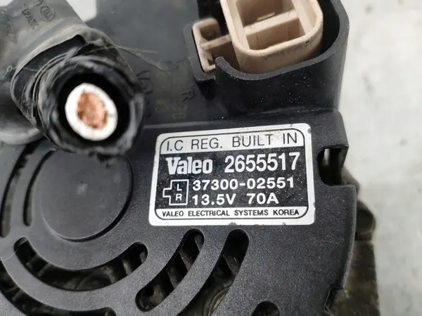 Vaihtovirtageneraattori Kia Picanto I 1.1 GSL 37300-02551 image 7