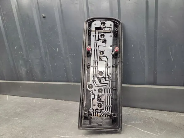 Inserção Farol Esquerdo OEM para Mercedes Actros MP4/MP5 image 2
