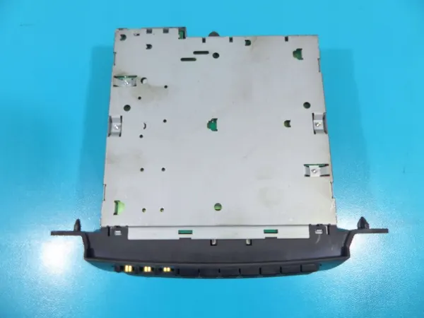 Changer CD OEM P05094031AC pour Chrysler Pacifica image 7
