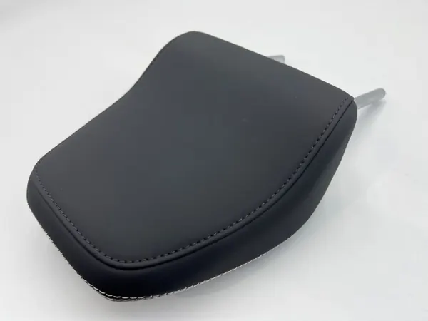 Encosto de cabeça dianteiro Volvo XC40 OEM 123 - Usado image 6