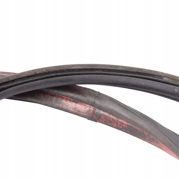 Joint de Capot Moteur Porsche OEM 99651161100 - Occasion image 9