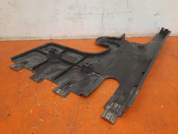 Bouclier Sous-Caisse Gauche VW Caddy IV OEM 5R3825101F image 5
