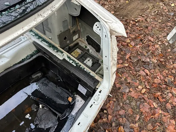 Passat CC Rear Fender Wall Left Right OEM image 2