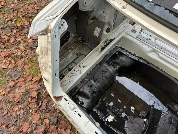 Passat CC Rear Fender Wall Left Right OEM image 3