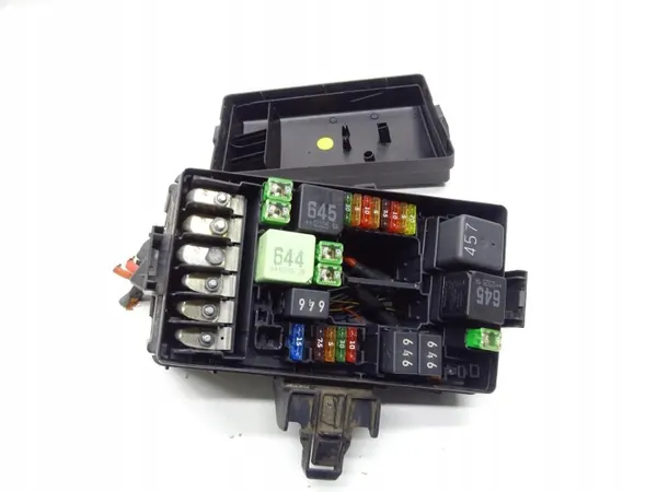 Caixa de Fusíveis BSI OEM 5Q0907361A Usado - Leon III image 5