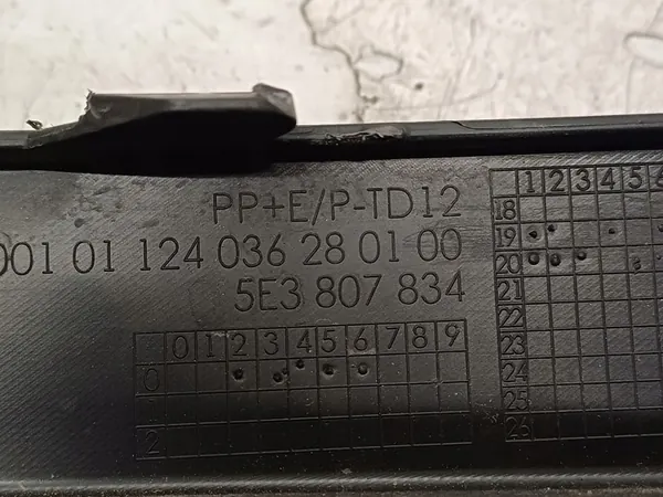 SKODA OCTAVIA 4 IV Rivestimento Paraurti Anteriore Destro 5E3807834 image 6