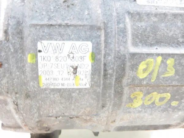 Compressore aria condizionata VW GOLF V 1.4 B 03r OEM 1K0820803F image 3