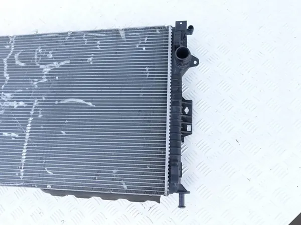 RADIADOR DE AGUA RANGE ROVER FORD EVOQUE FOCUS MK3 OEM image 9