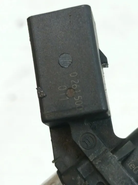 Inyector OEM 0261500011 para Audi A4 B6 2.0 FSI image 4