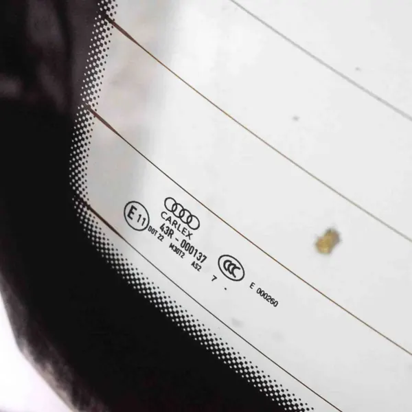 Audi A4 B9 bakre karossglas OEM 8W5845501 image 7