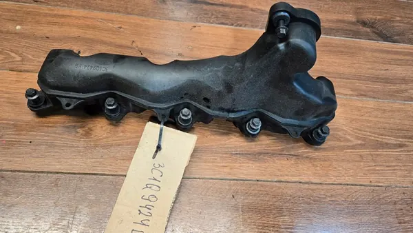 Intake Manifold FORD 2.4L Diesel 2010 image 3