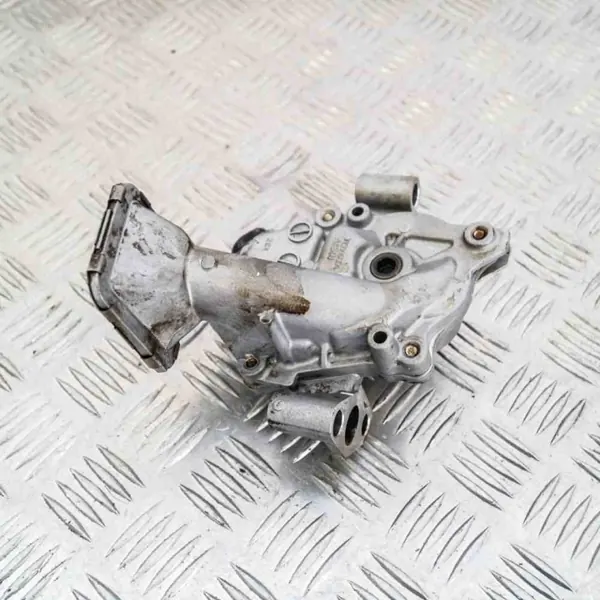 Pompe à huile Lexus CT 200H 2014 OEM 1510037040 image 2
