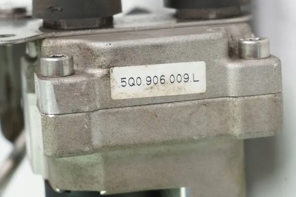 Drukregelaar VW Audi Skoda Seat 5Q0906009L image 4