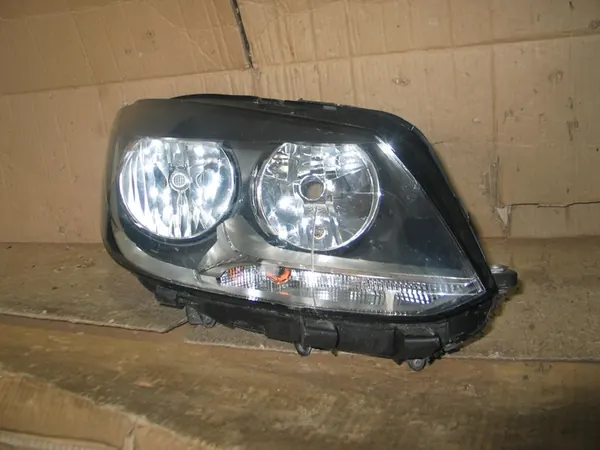 Oikea Ajovalaisin VW Touran 2010-2015 image 8