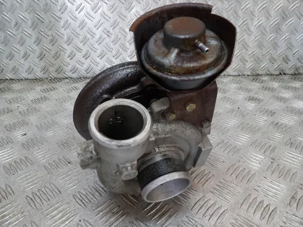 Jeep Cherokee KJ 2.8 CRD Turbo OEM 35242112G image 5