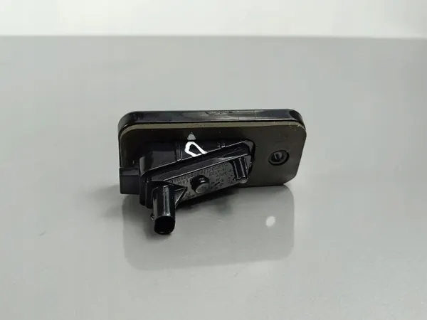 Jeep Cherokee Kennzeichenleuchte OEM 68365268AC image 4