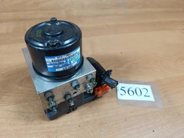 ABS-pomp Hyundai Santa Fe 58900-26160 image 4