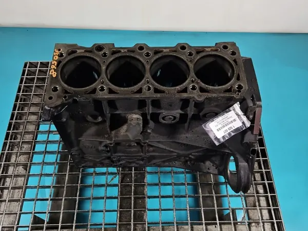 Motorblock OEM 646982 för Mercedes Vito W639 2.2 CDI image 6