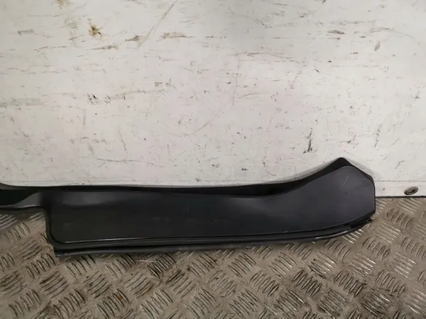 Capteur de hayon Subaru Forester OEM 63370SJ010 image 3