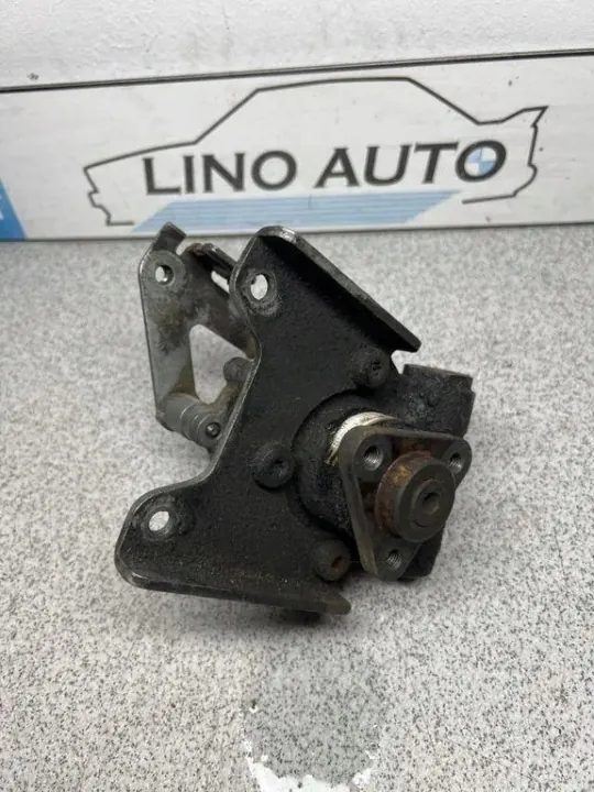 Bomba de dirección asistida BMW OE 1097149 - Usada image 2