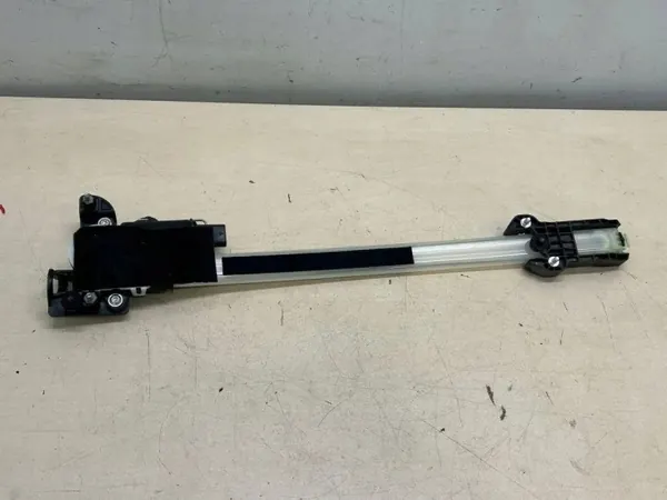 Rideau de coffre Audi A8 D2 OEM 4H0861964 image 6