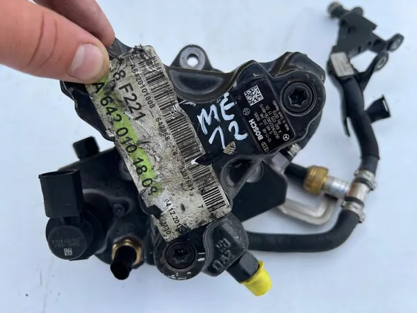 MERCEDES 3.0 CDI INJECTIEPOMP A6420701101 A6420101808 image 3