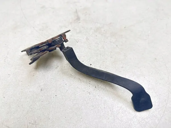 2012 Citroen C4 II Fechadura do capô image 3