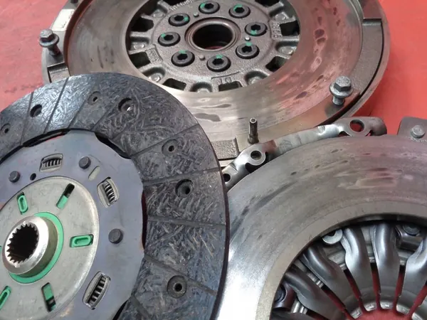 Kaksoismassaväli Opel Mokka 1.6 CDTI 2016 55574450 image 3