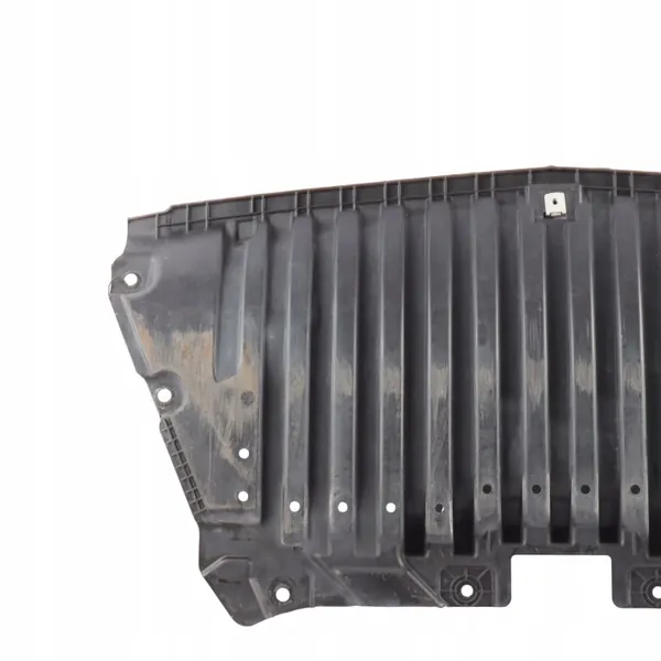 Mercedes W213 Etumoottorikansi OEM A2135200200 image 4