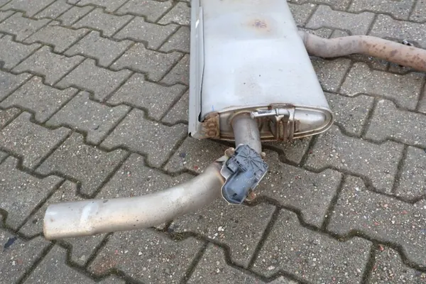 Kia Proceed III GT Silencieux Échappement OEM 1274738043 image 4