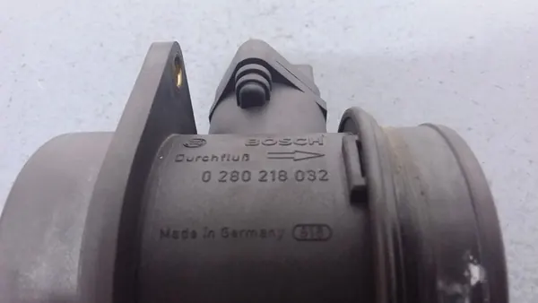 AUDI A6 C5 1.8T Luftmassenmesser 0986280210 image 5