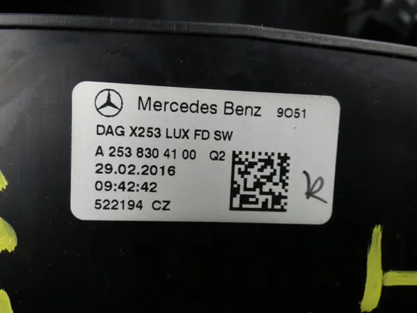 Mercedes-Benz GLC X253 Achter tunnel ventilatierooster OEM A2538304100 image 3