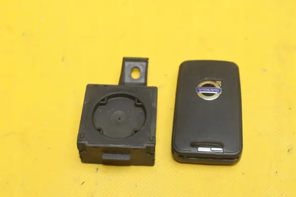 Comando Volvo OEM 28227917 AH4N-15607-AE Usado image 3
