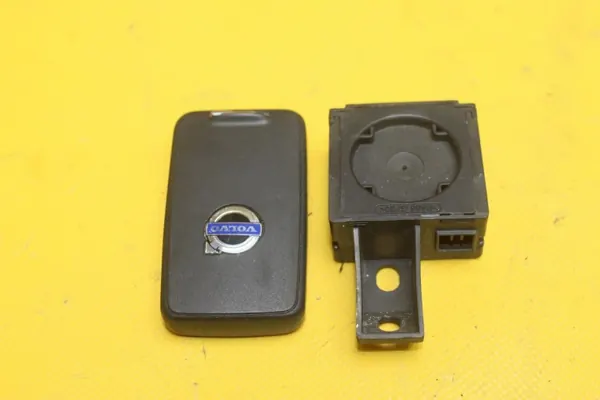 Comando Volvo OEM 28227917 AH4N-15607-AE Usado image 4