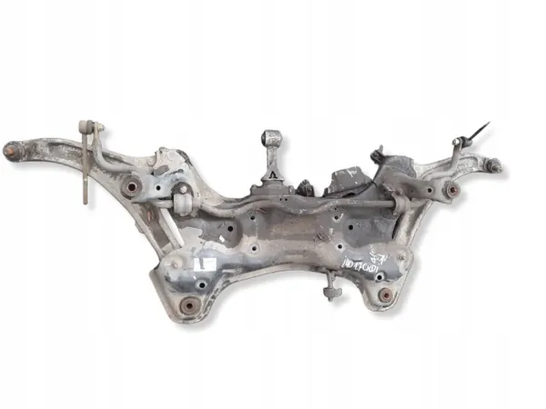 Viga delantera OEM 62401-3Z750 para Hyundai i40 image 2