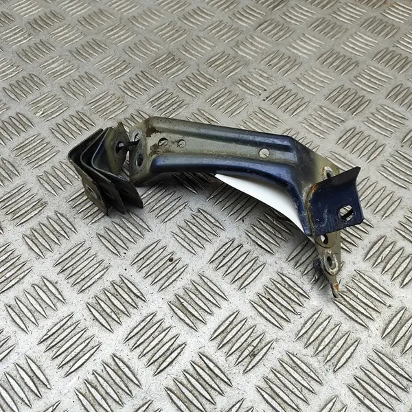 Fram höger skärm fäste VW PASSAT B8 3G0821142 image 4